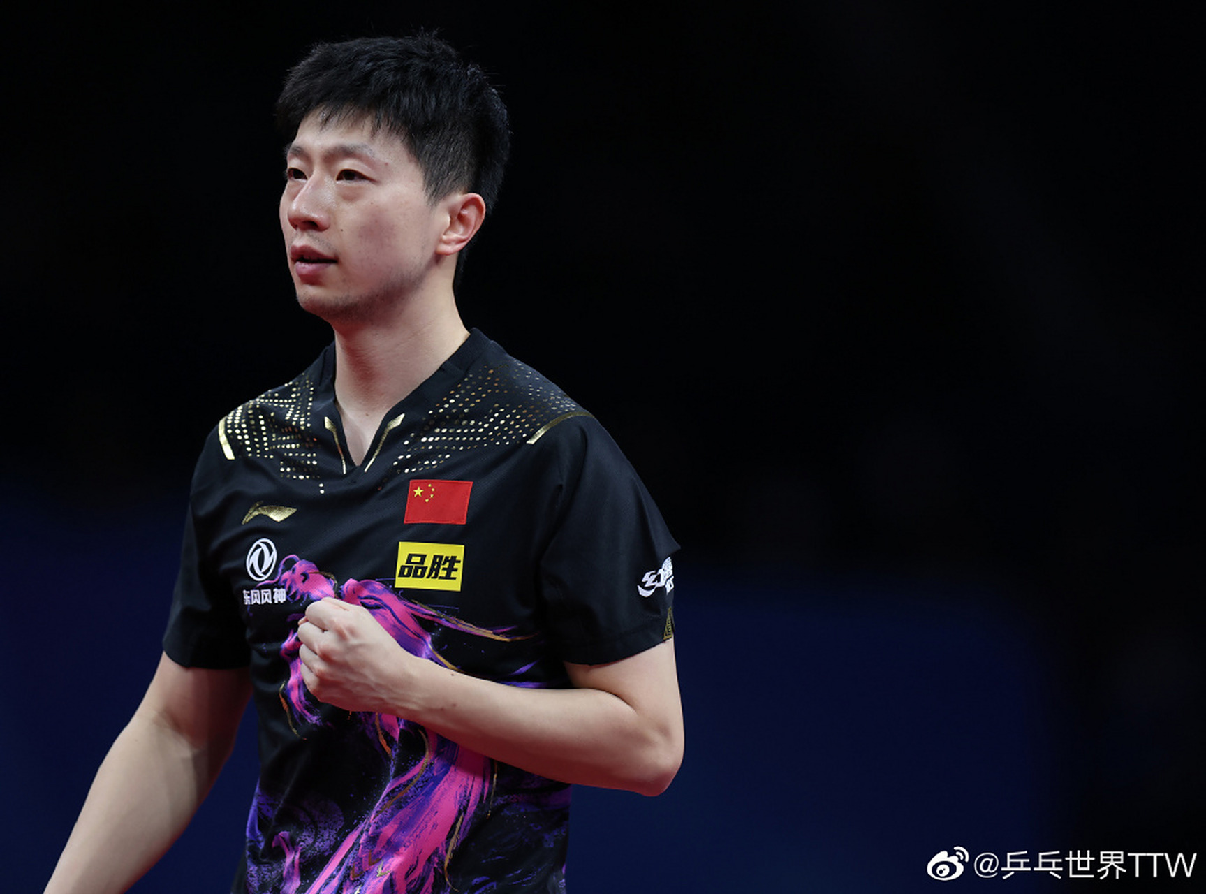 德国队逆转瑞典队，马龙关键制胜