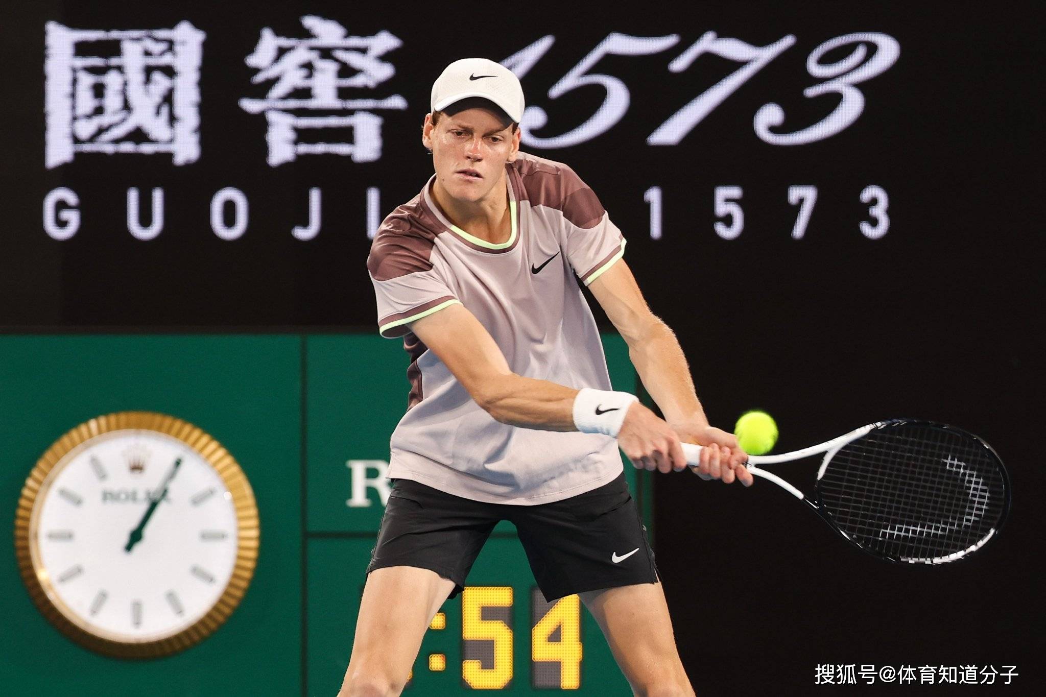 开云体育官方网站-拉沃尔杯横扫澳网，辛纳扛起全队