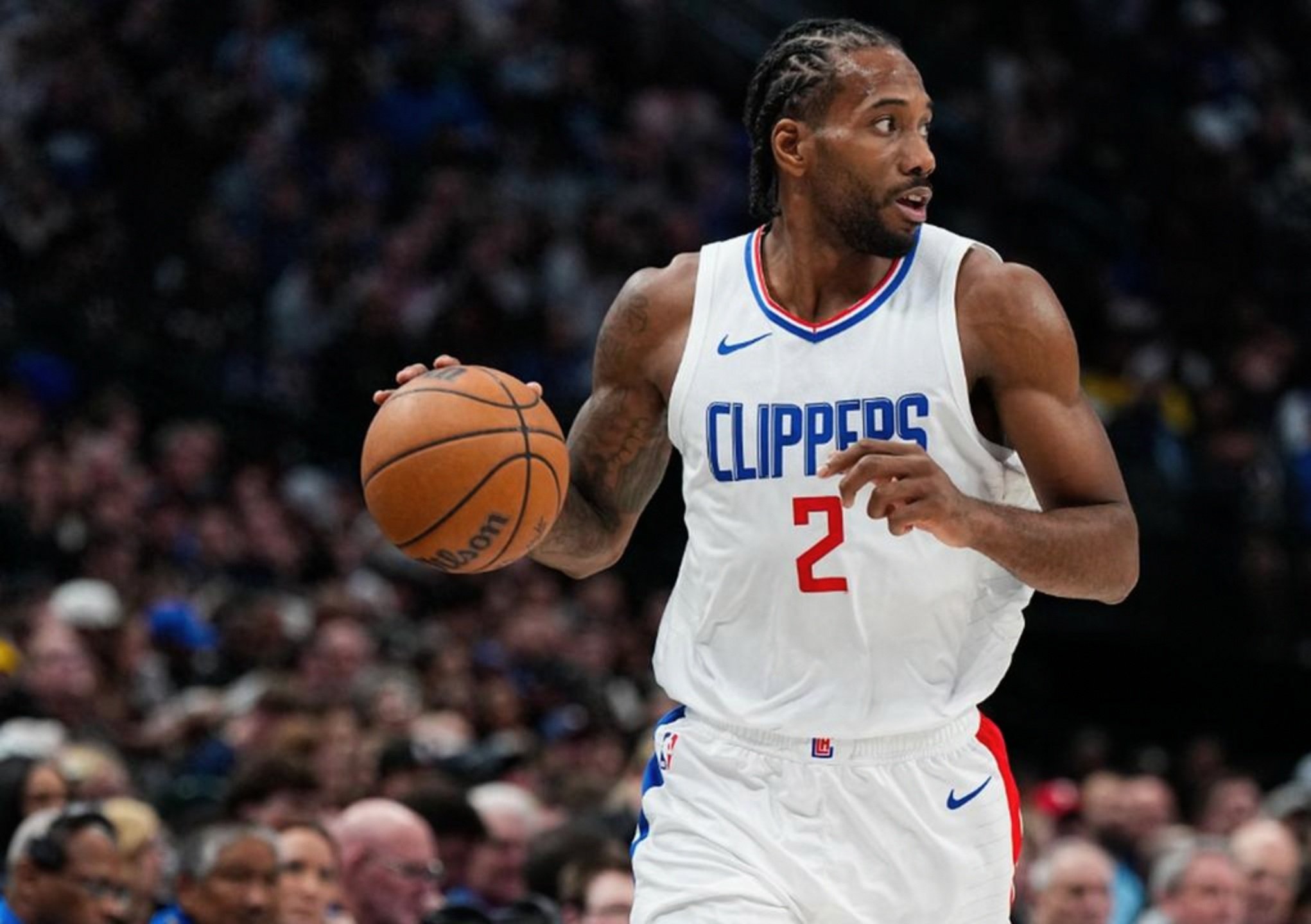 开云体育官网-浙江队鏖战掘金，伦纳德惊艳四座